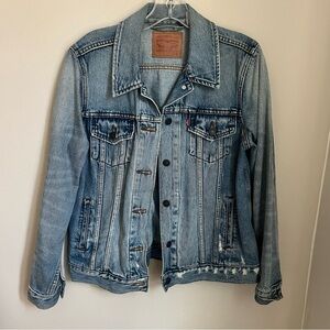 Levi’s Denim Jacket (size Large)